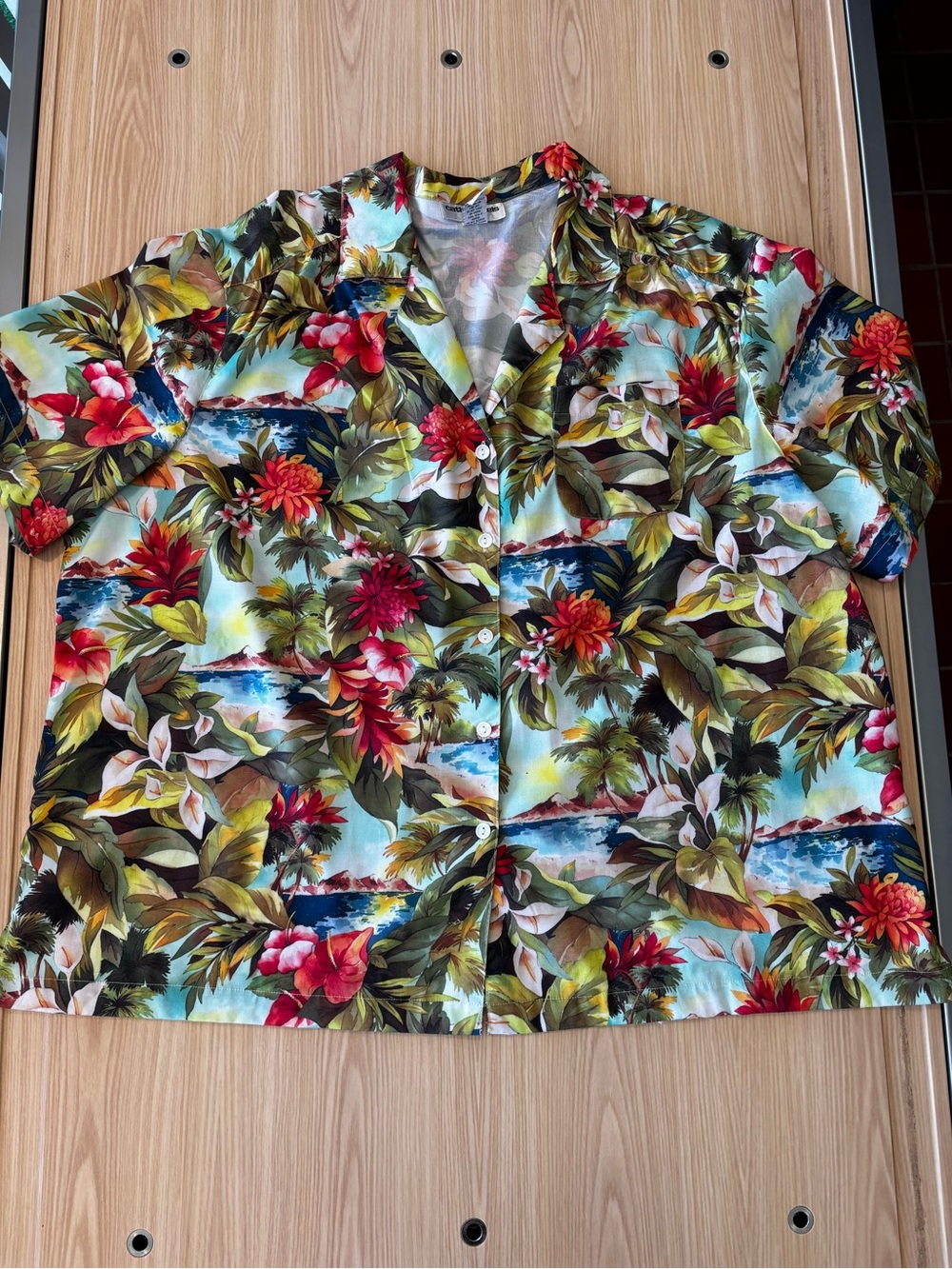 Cathy Daniel’s floral button up